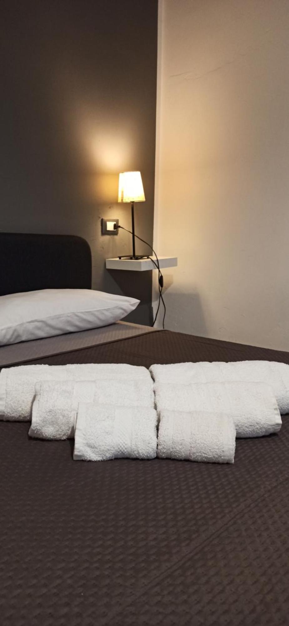 New Suite Palermo Buitenkant foto